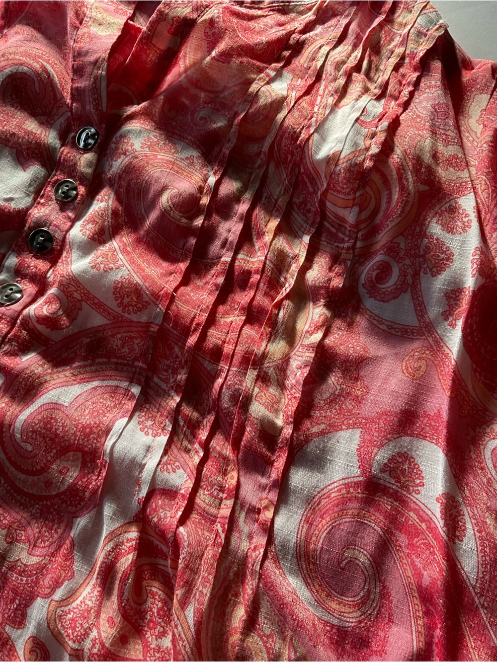 Cocomo woman Pink Paisley Button-Front Tunic Top. Size XL - Picture 9 of 11